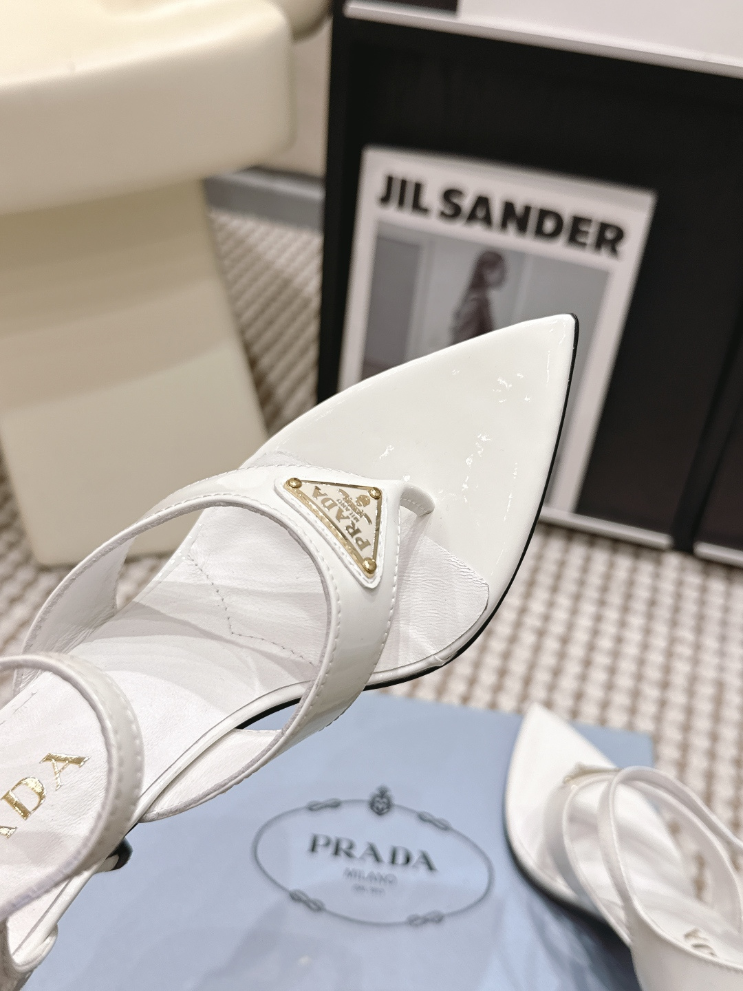 Prada Style Women's Shoes style reference detail image 9 from source 784845