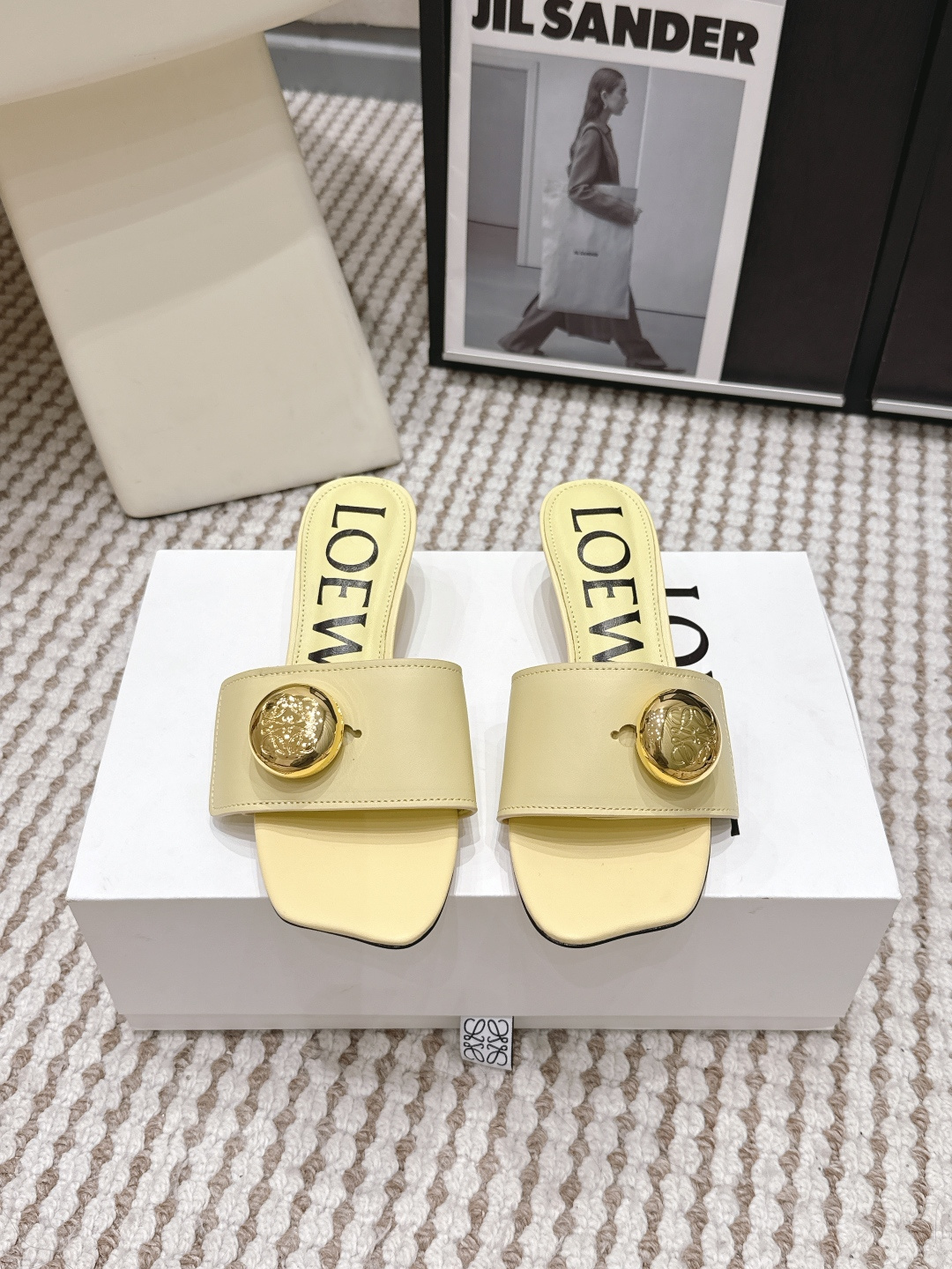 Loewe 罗意威LOEWE 26ss春夏最新款 ，小跟拖鞋