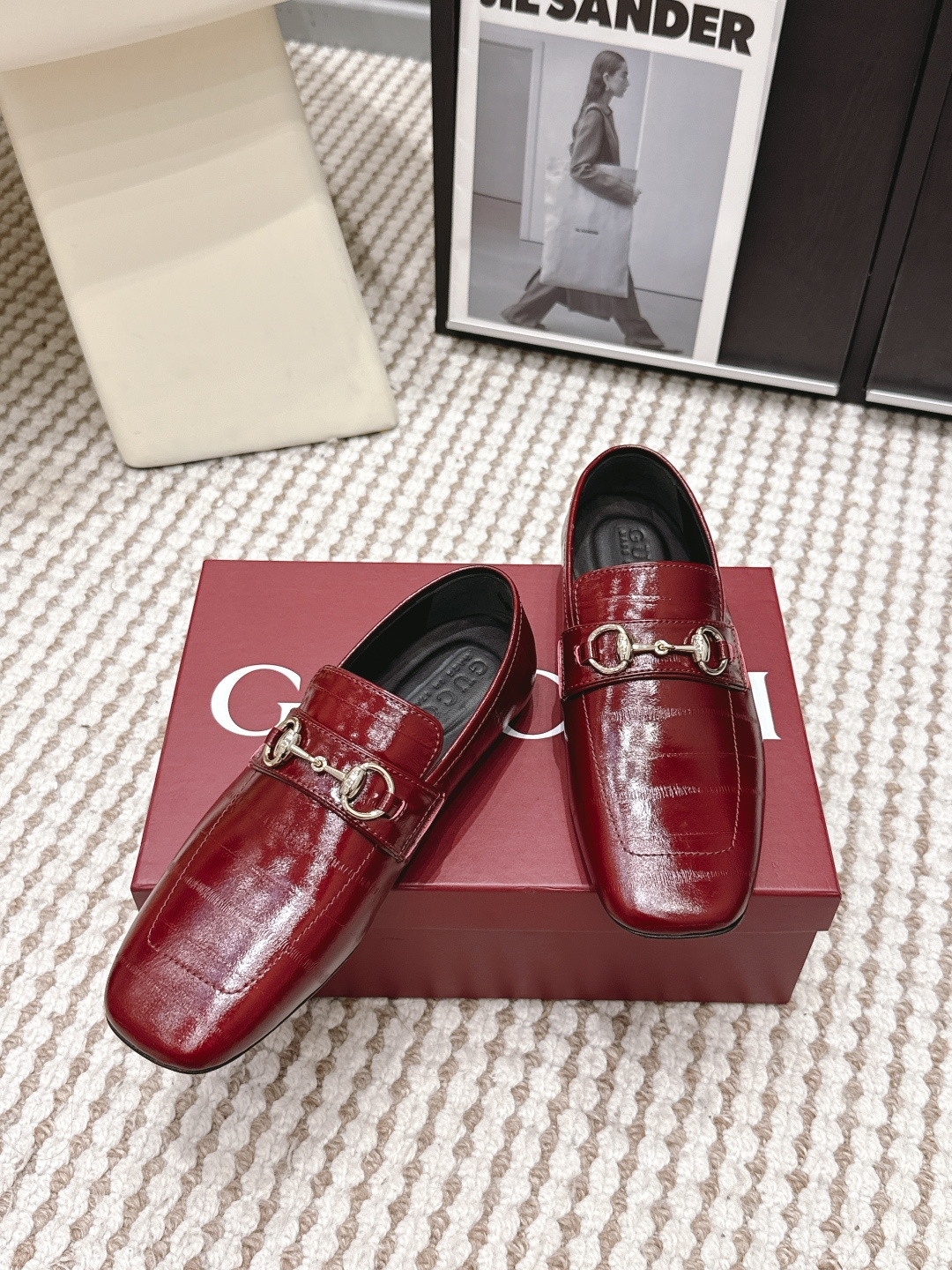 Gucci Style Leather Women's Shoes style reference detail image 4 from source 784619