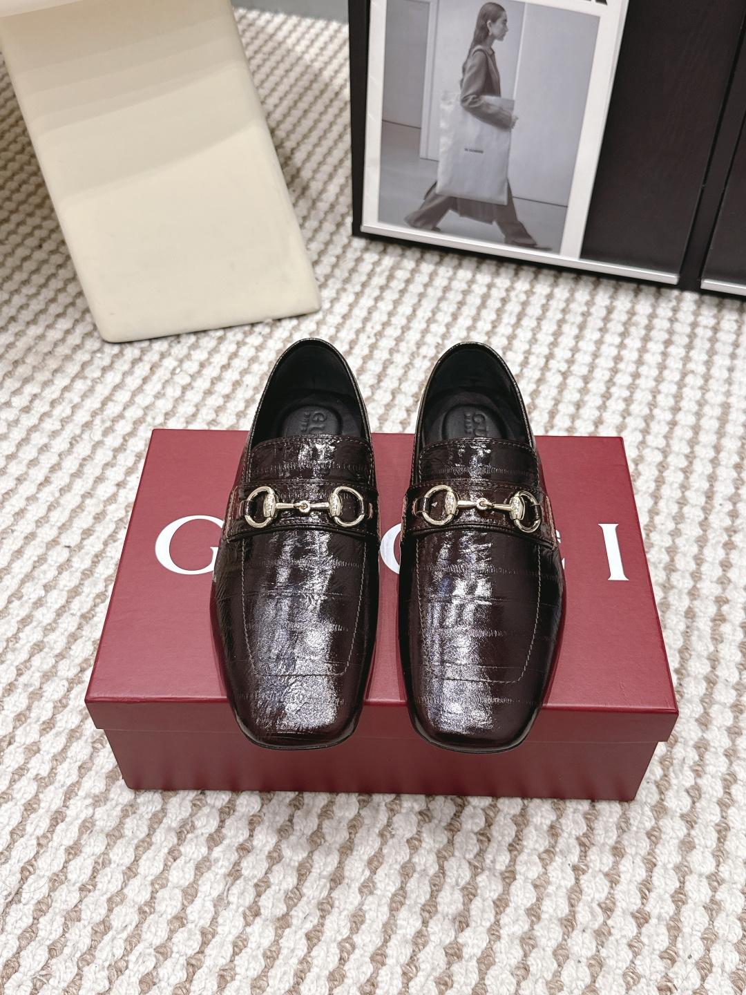 Gucci Style Leather Women's Shoes style reference detail image 1 from source 784620
