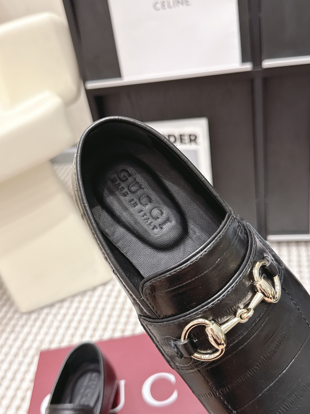 Gucci Style Leather Women's Shoes style reference detail image 7 from source 784621