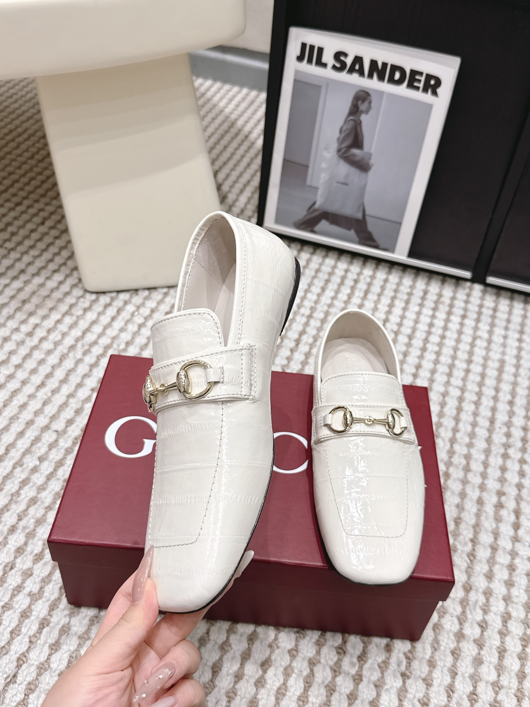 Gucci Style Leather Women's Shoes style reference detail image 5 from source 784622
