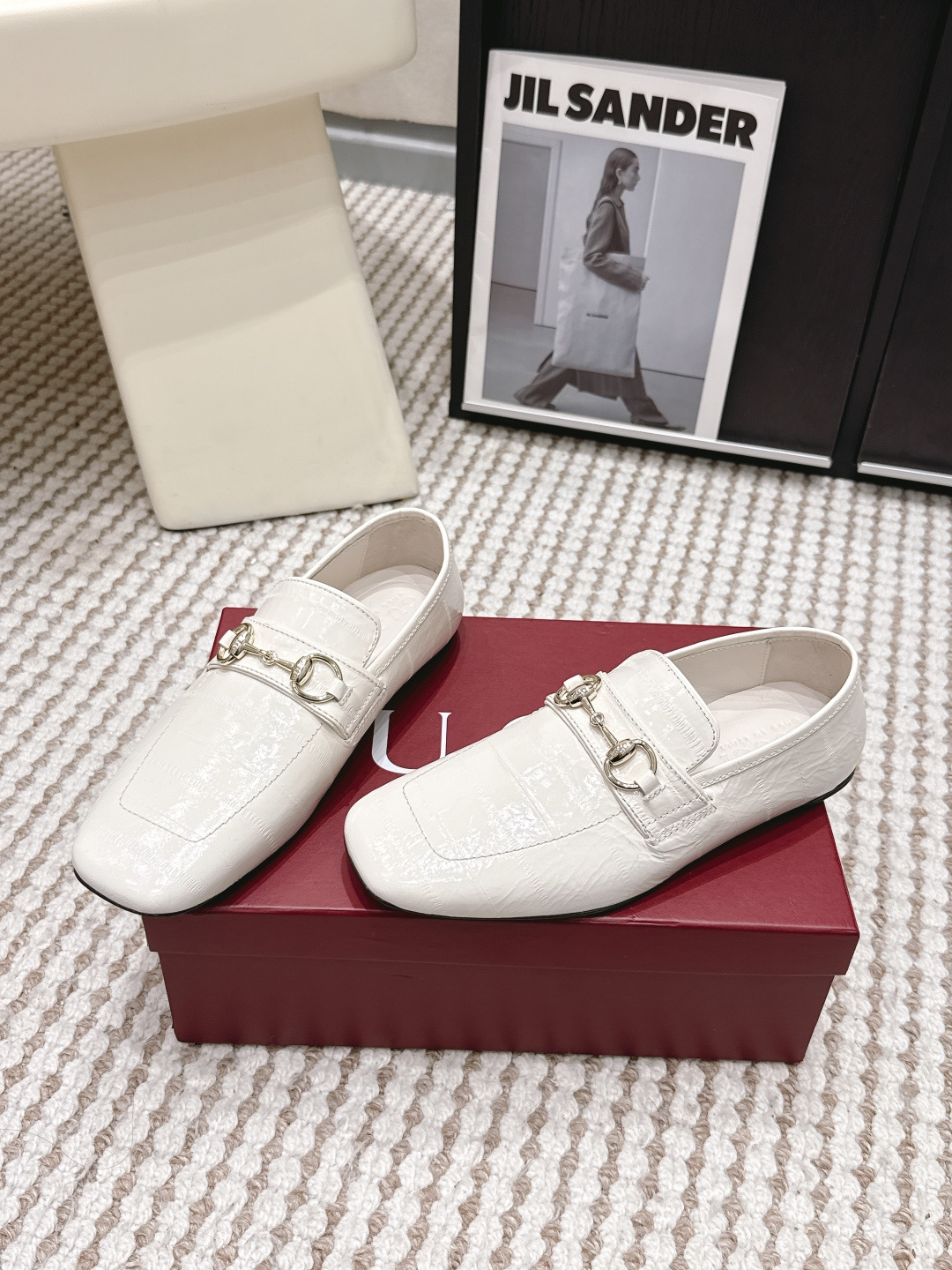 Gucci Style Leather Women's Shoes style reference detail image 3 from source 784622