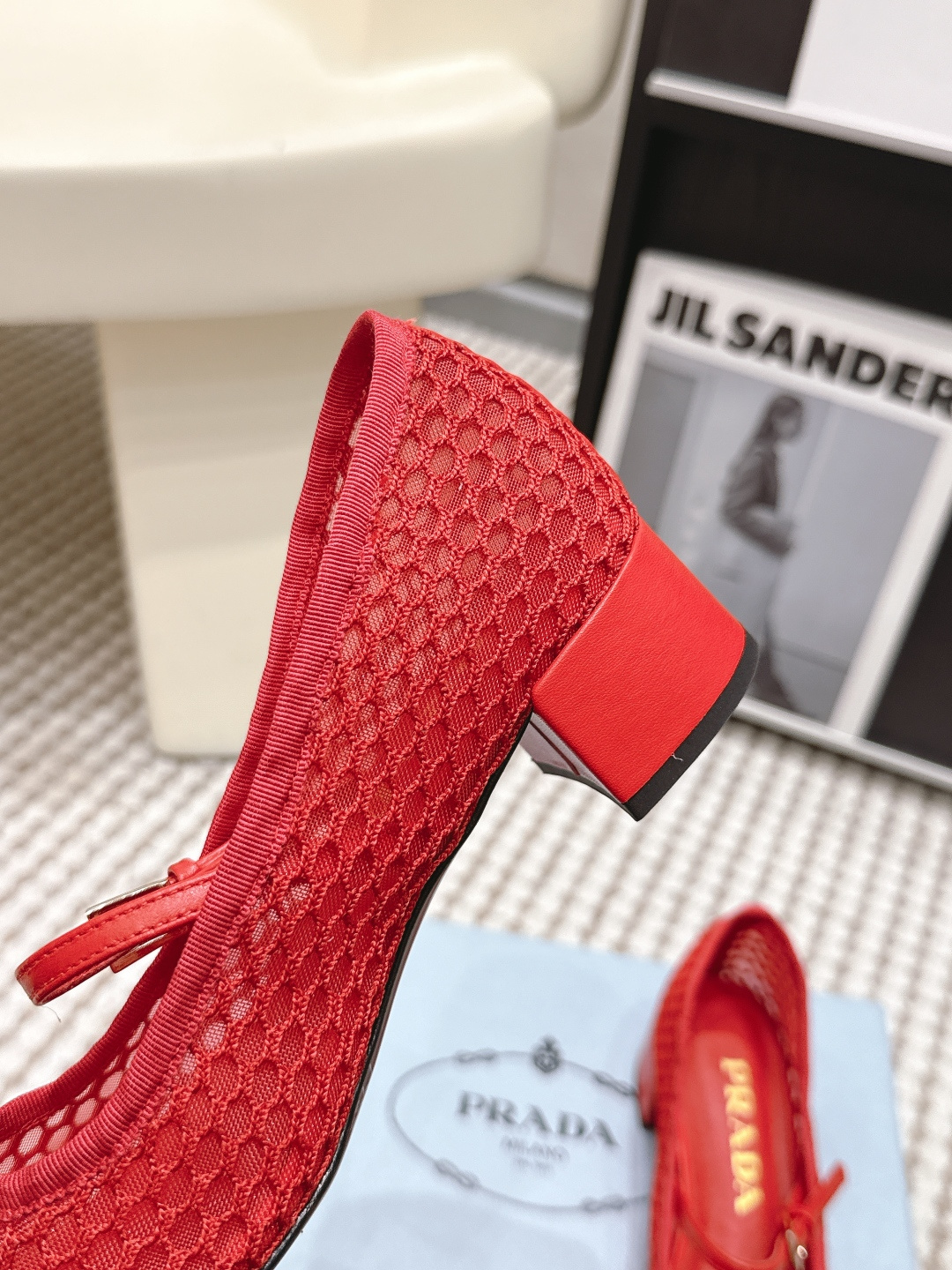 Prada Style Black Women's Shoes style reference detail image 7 from source 784850