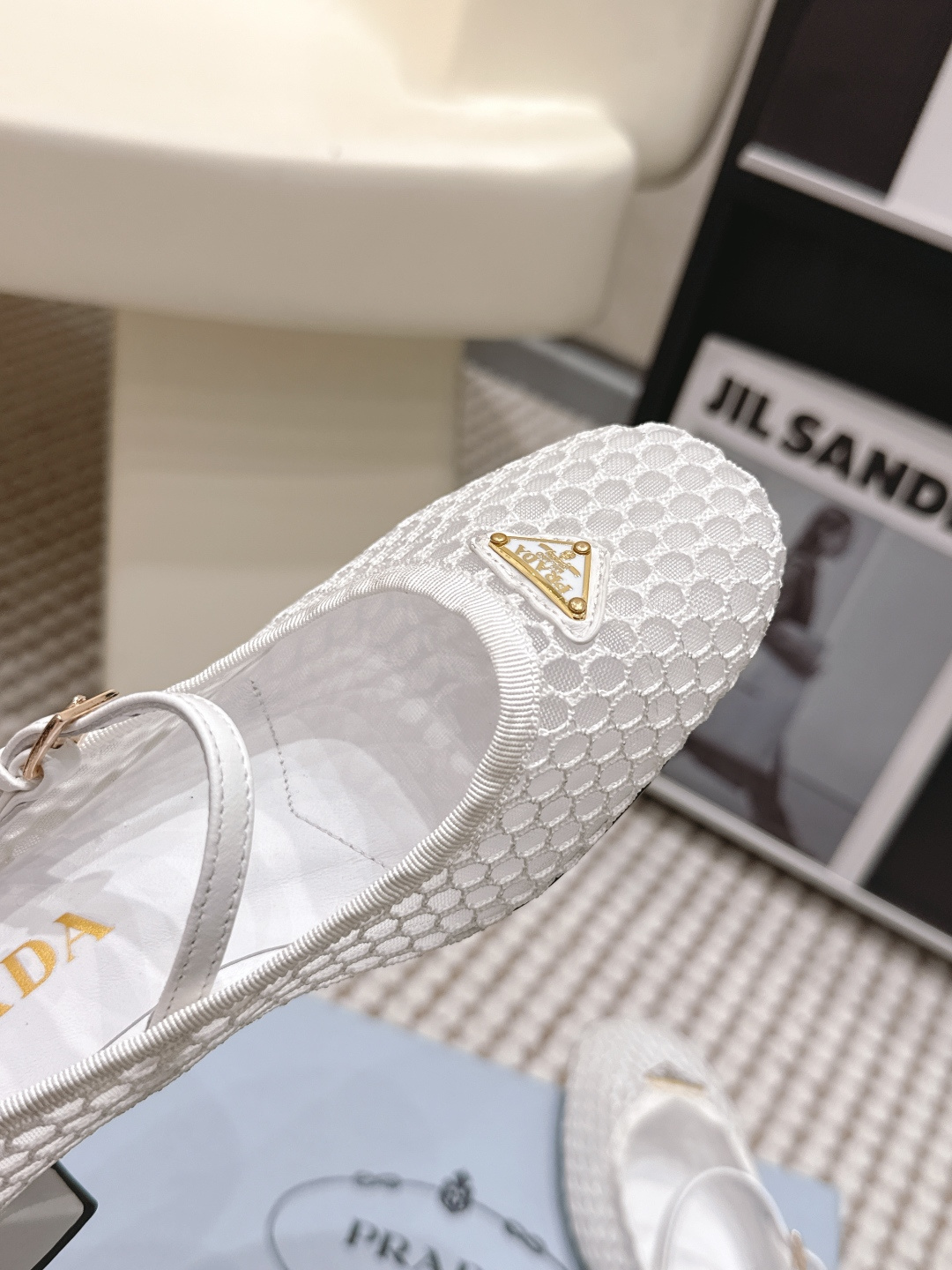 Prada Style Black Women's Shoes style reference detail image 8 from source 784851