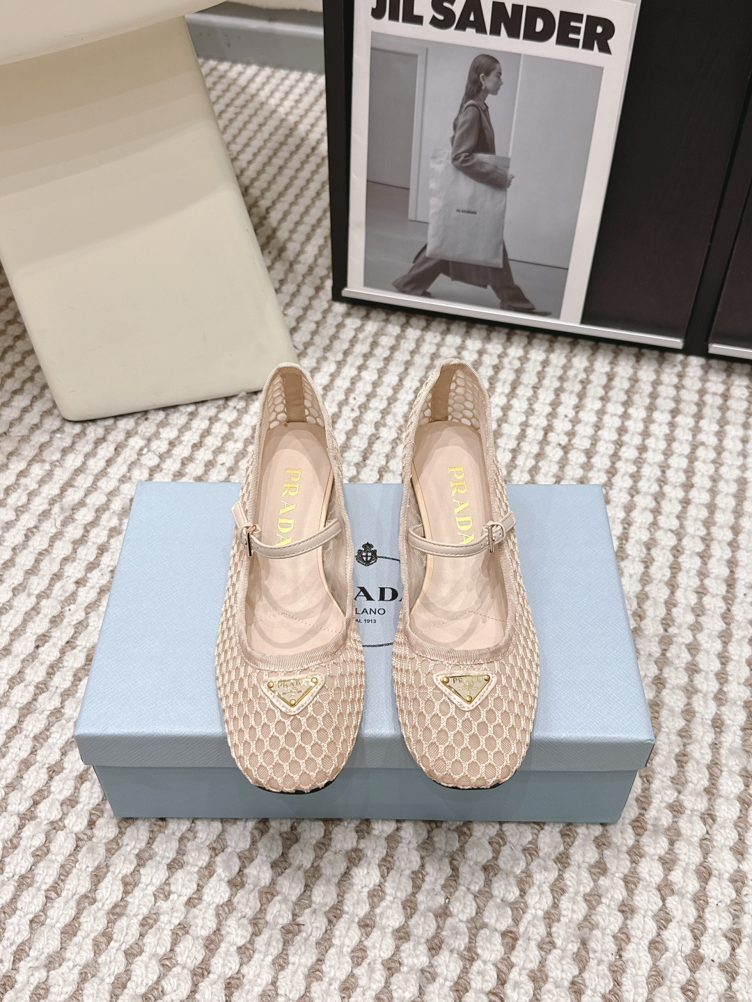 Prada Style Black Women's Shoes style reference detail image 1 from source 784852