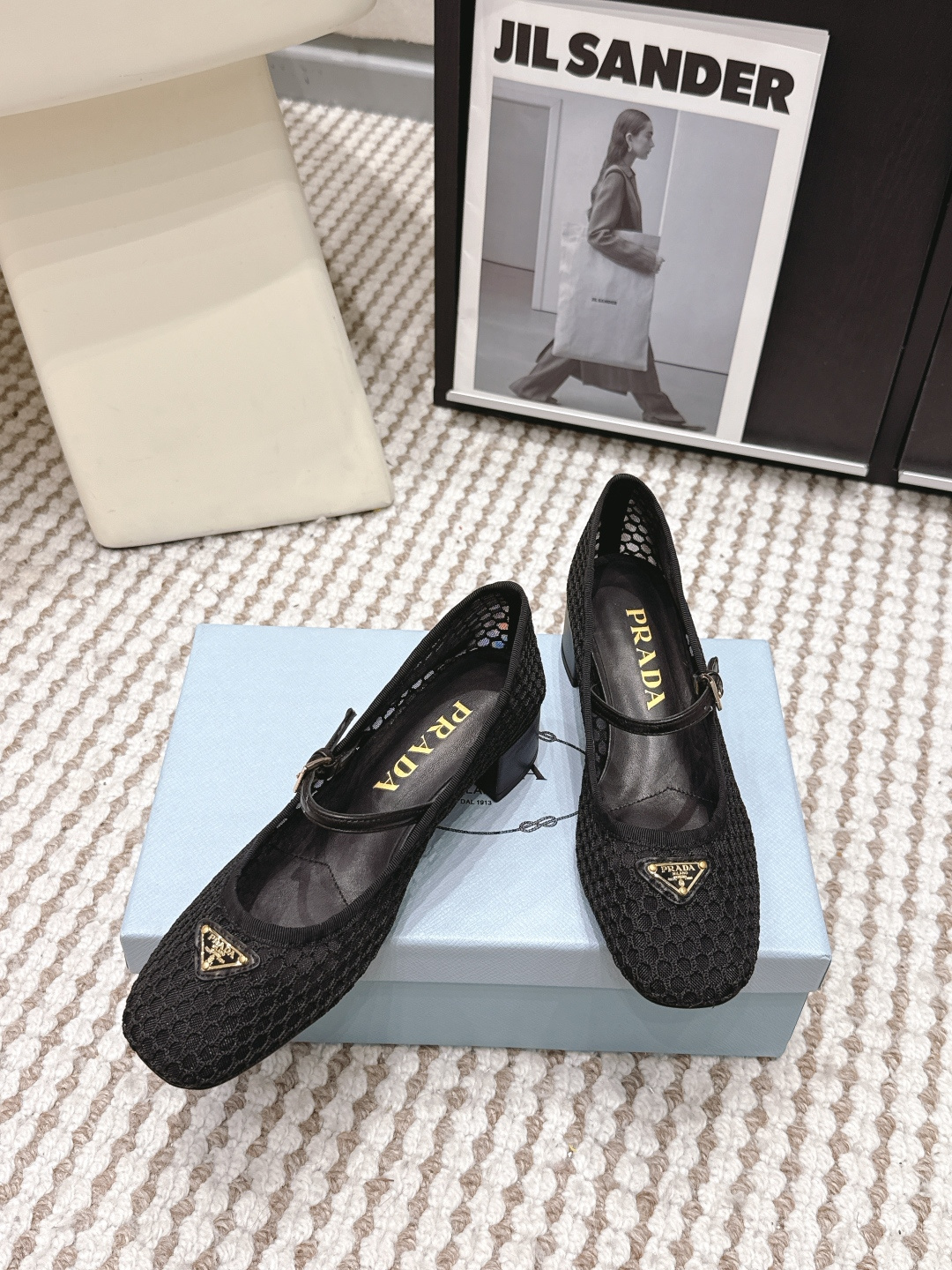 Prada Style Black Women's Shoes style reference detail image 4 from source 784853