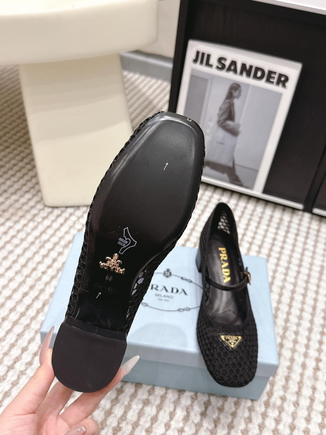 Prada Style Black Women's Shoes style reference detail image 9 from source 784853