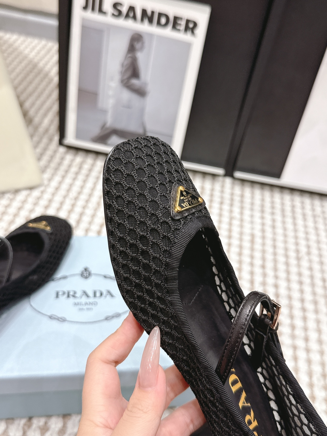 Prada Style Black Women's Shoes style reference detail image 8 from source 784853