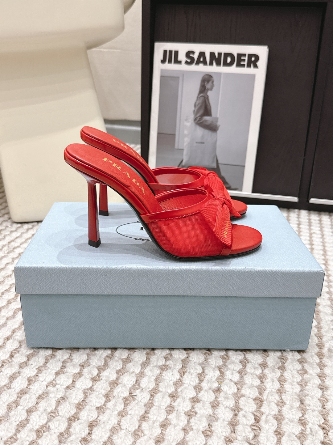 Prada Style Black Women's Shoes style reference detail image 2 from source 784854