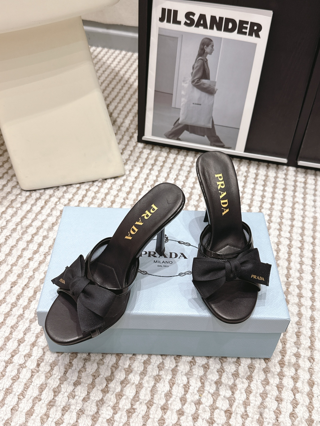 Prada Style Black Women's Shoes style reference detail image 4 from source 784855