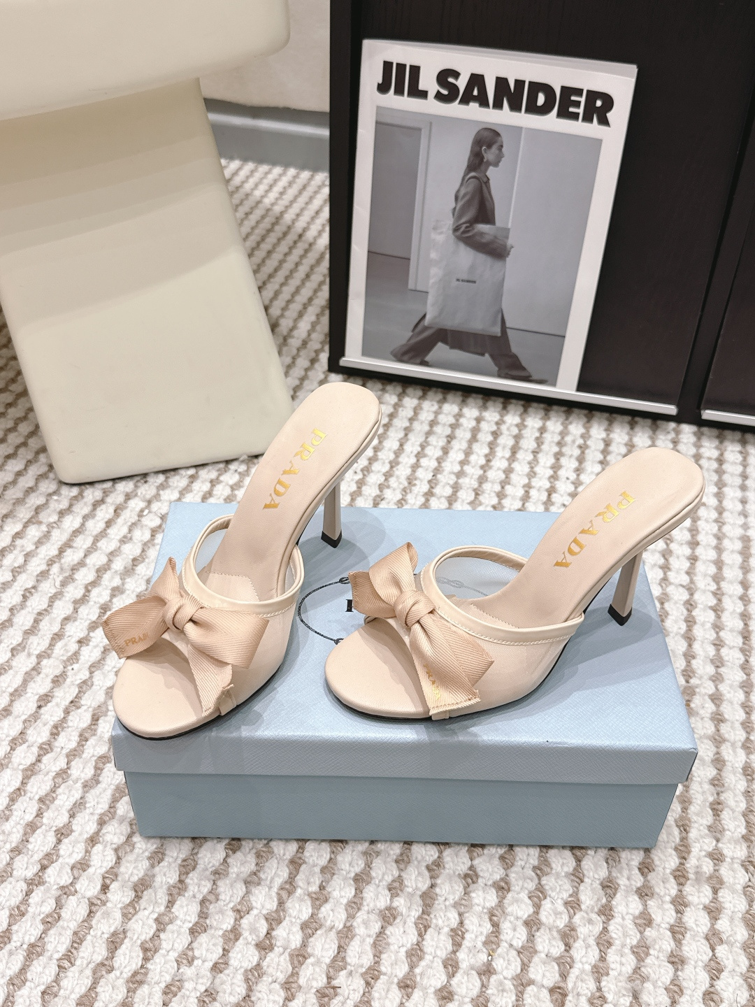 Prada Style Black Women's Shoes style reference detail image 3 from source 784857