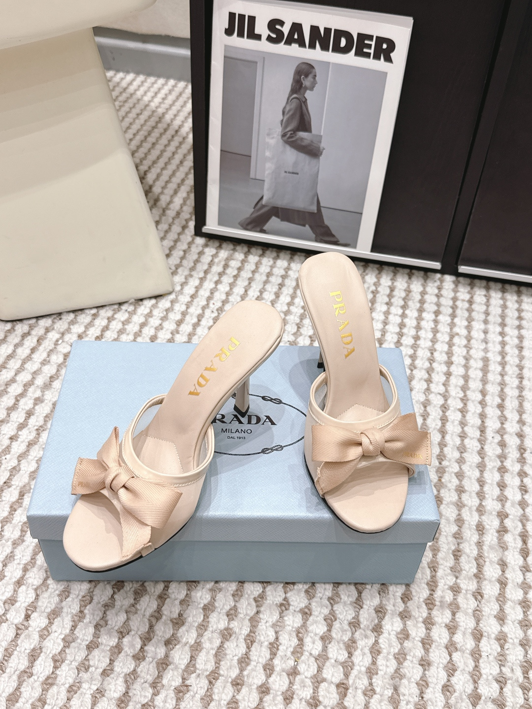 Prada Style Black Women's Shoes style reference detail image 4 from source 784857