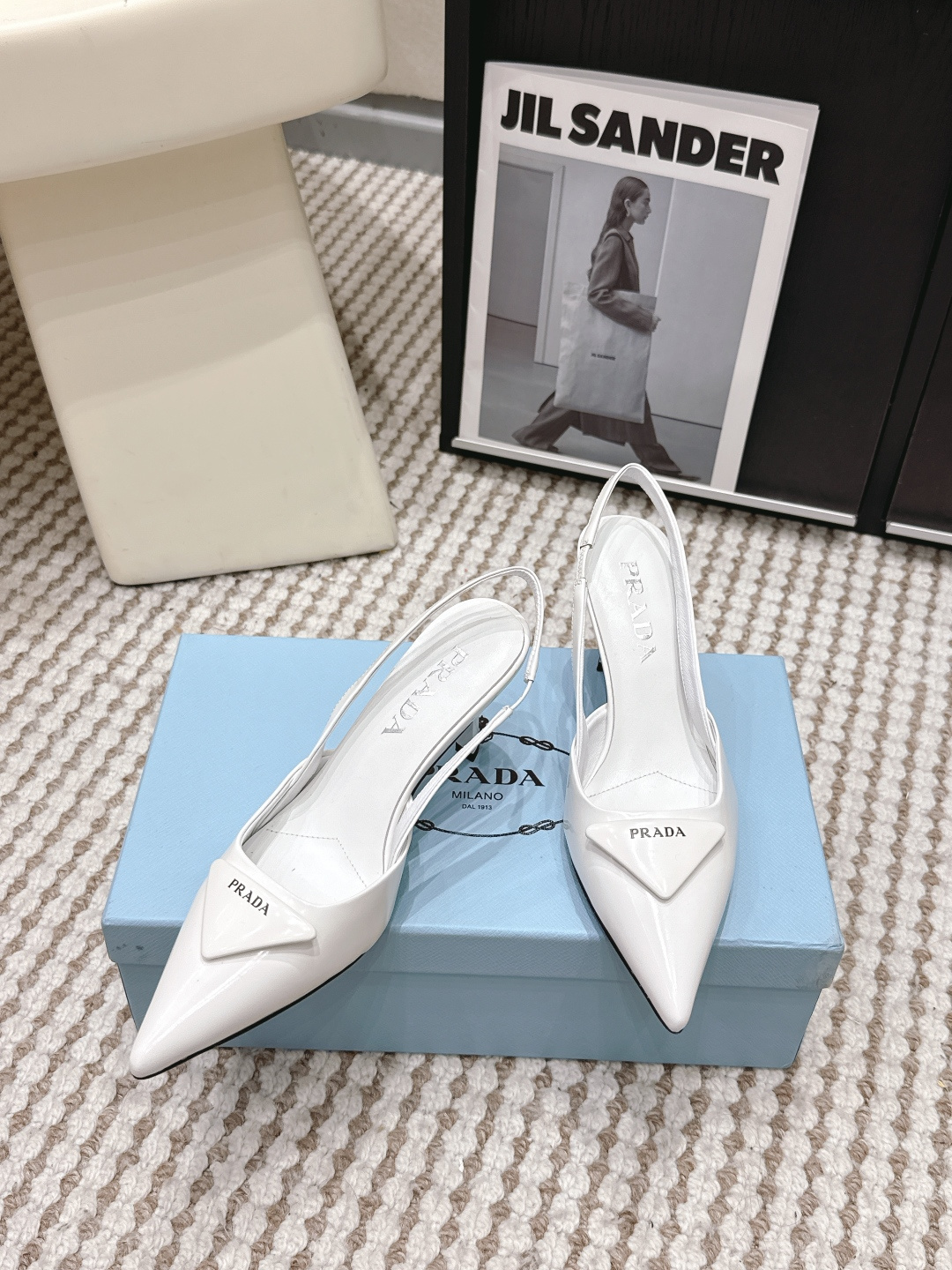 Prada Style Leather Women's Shoes style reference detail image 4 from source 784867