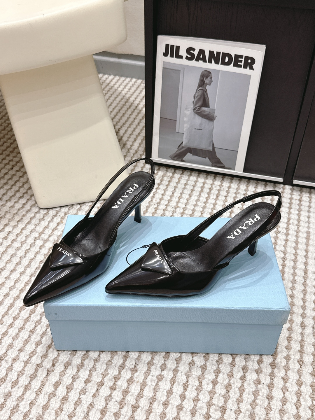 Prada Style Leather Women's Shoes style reference detail image 3 from source 784869