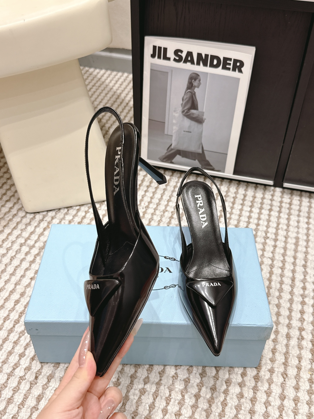 Prada Style Leather Women's Shoes style reference detail image 5 from source 784869