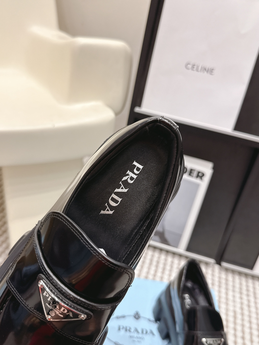 Prada Style Leather Women's Shoes style reference detail image 7 from source 784870