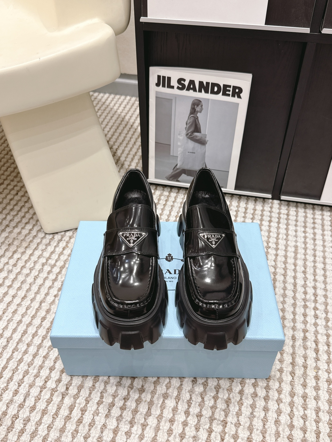 Prada Style Leather Women's Shoes style reference detail image 1 from source 784870
