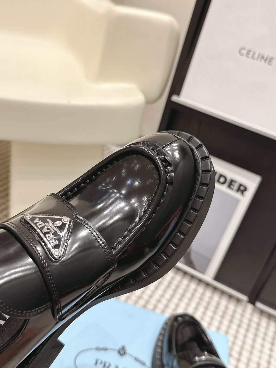 Prada Style Leather Women's Shoes style reference detail image 8 from source 784871