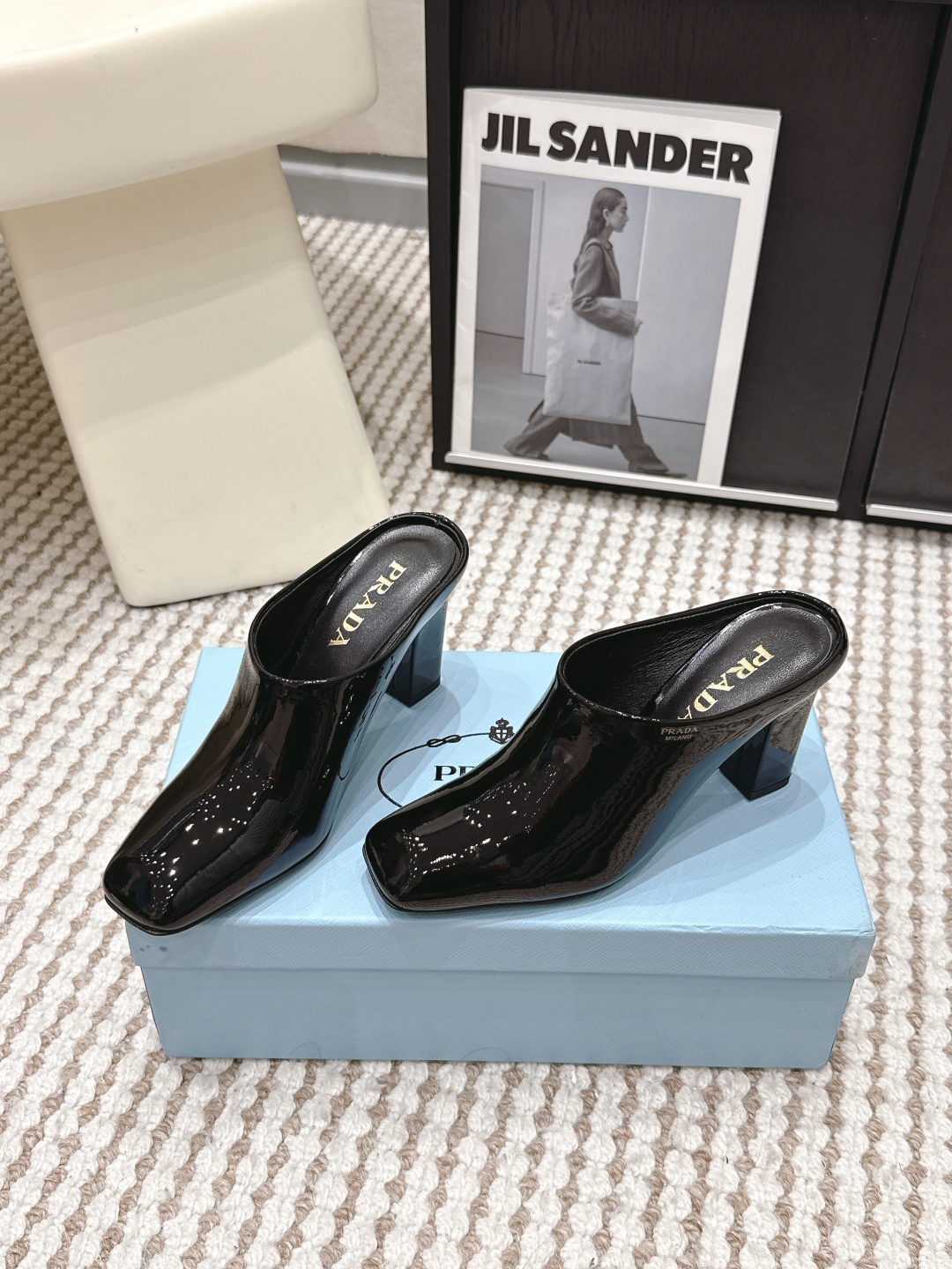 Prada Style Leather Women's Shoes style reference detail image 3 from source 784873