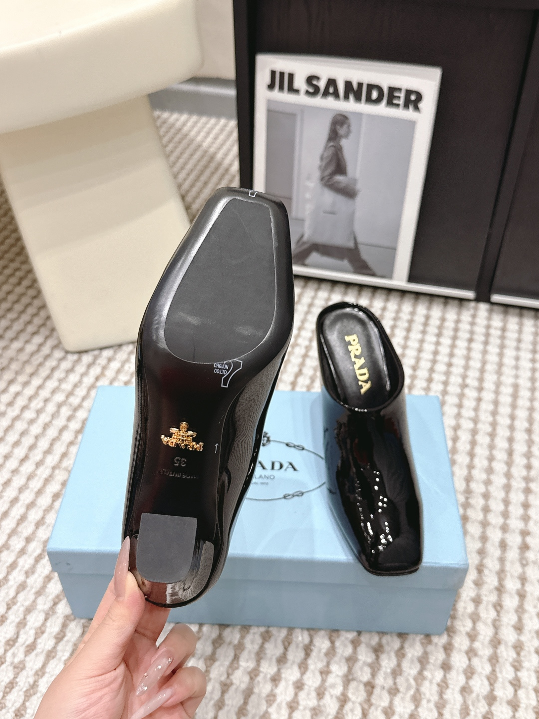 Prada Style Leather Women's Shoes style reference detail image 8 from source 784873