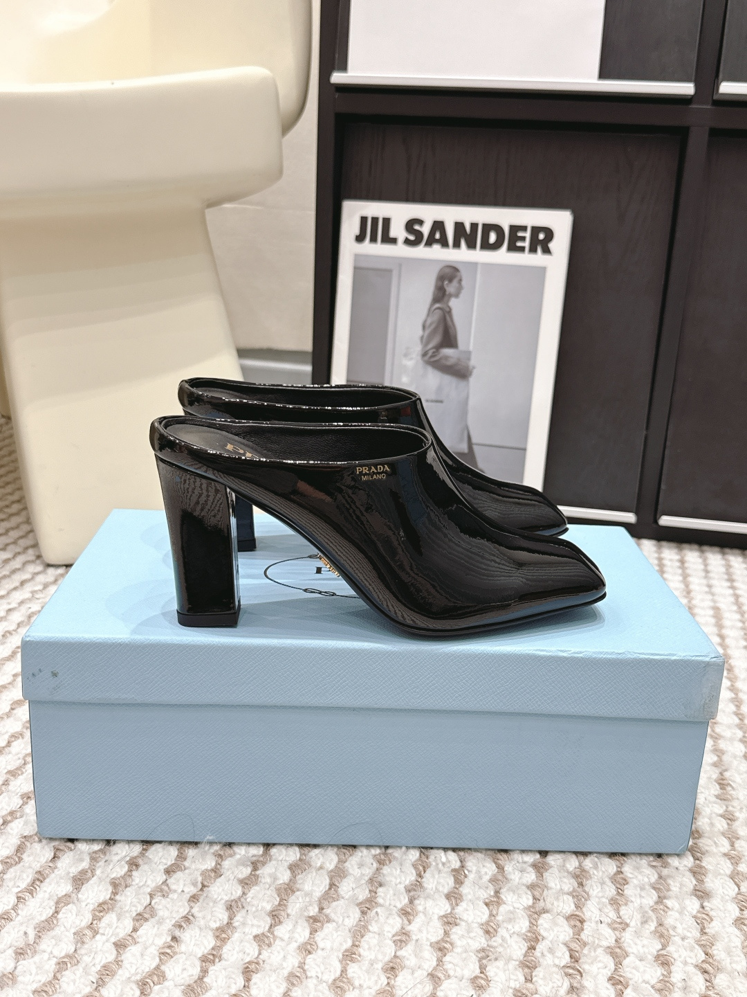 Prada Style Leather Women's Shoes style reference detail image 2 from source 784873