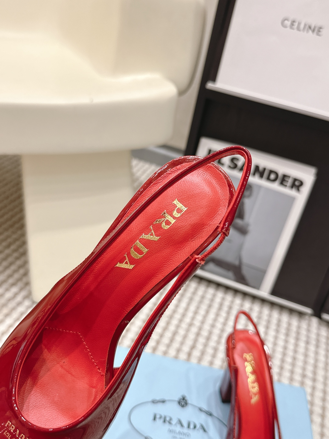 Prada Style Leather Women's Shoes style reference detail image 6 from source 784875