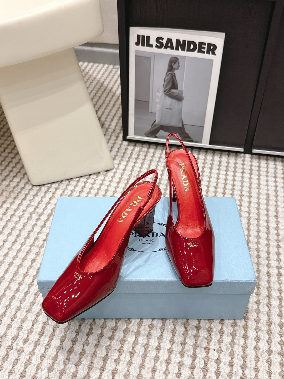 Prada Style Leather Women's Shoes style reference detail image 4 from source 784875