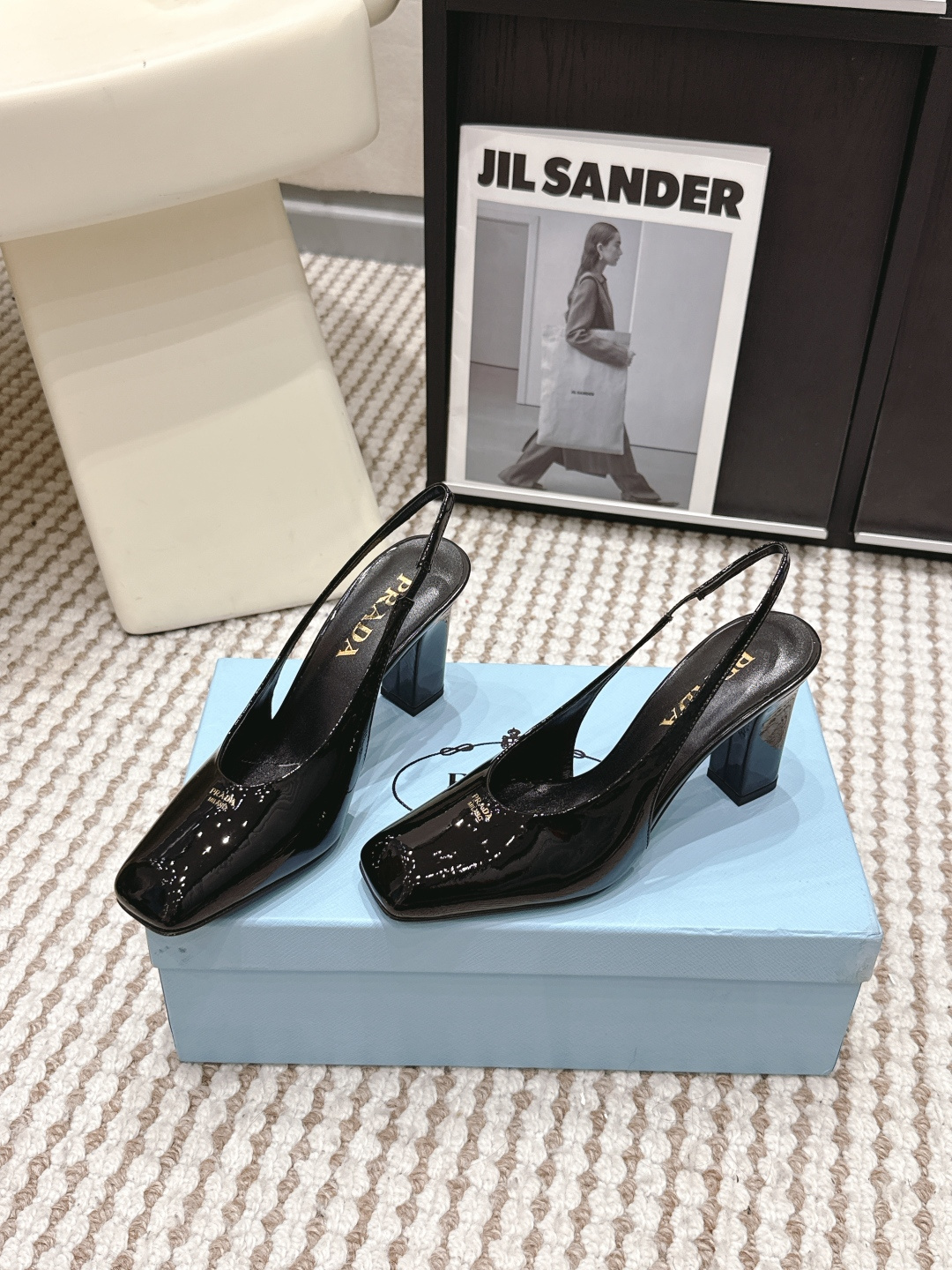 Prada Style Leather Women's Shoes style reference detail image 3 from source 784877