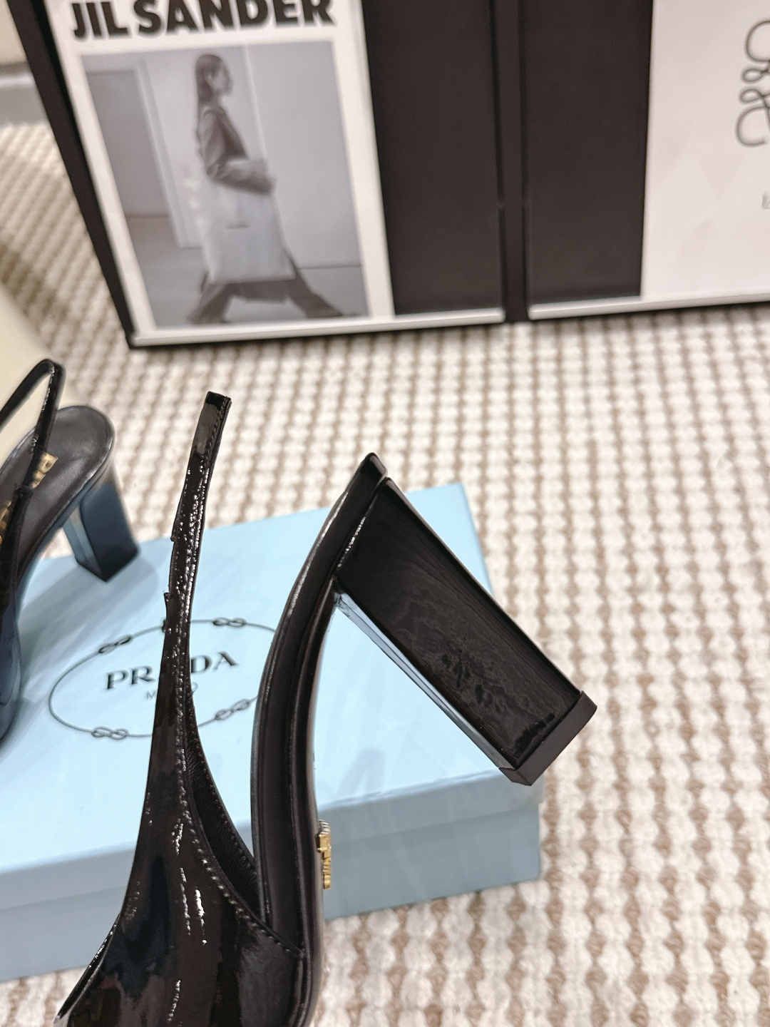 Prada Style Leather Women's Shoes style reference detail image 6 from source 784877