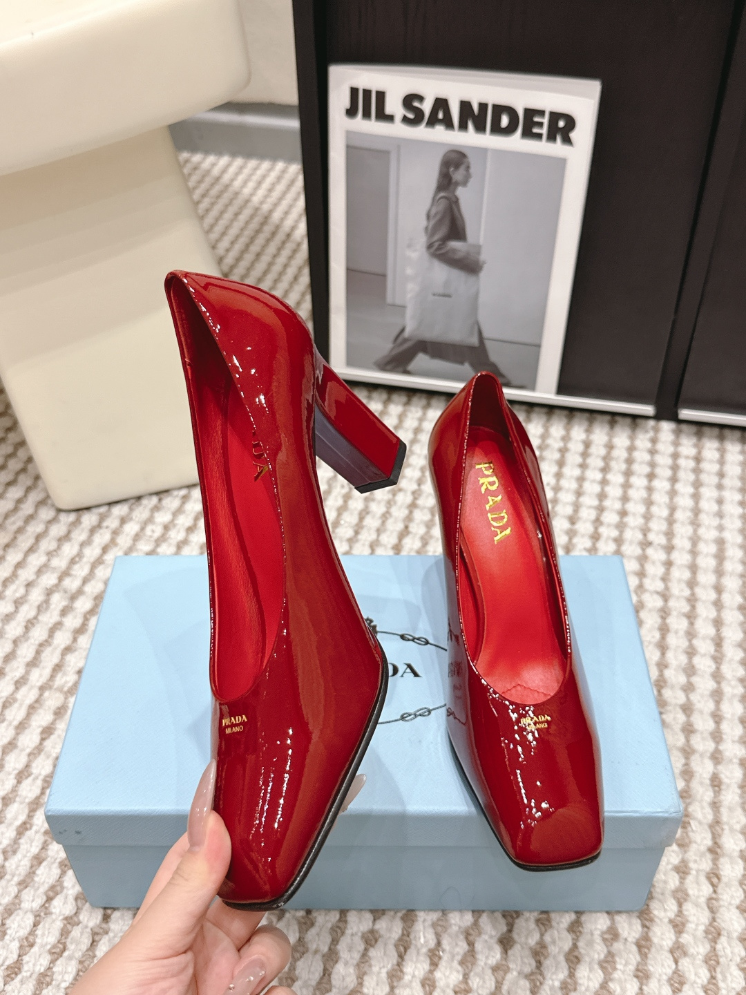 Prada Style Leather Women's Shoes style reference detail image 5 from source 784878