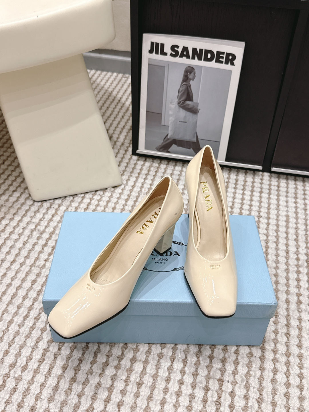 Prada Style Leather Women's Shoes style reference detail image 4 from source 784879