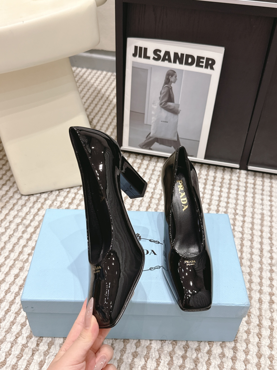 Prada Style Leather Women's Shoes style reference detail image 5 from source 784880