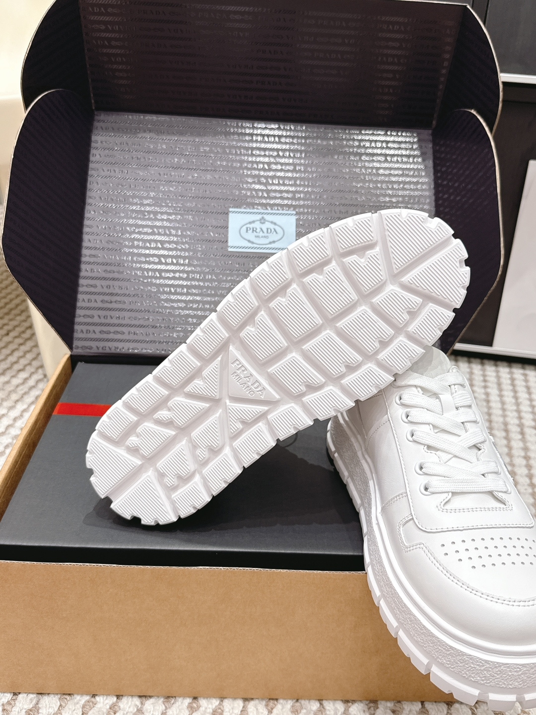 Prada Style White Leather Women's Shoes style reference detail image 9 from source 784865