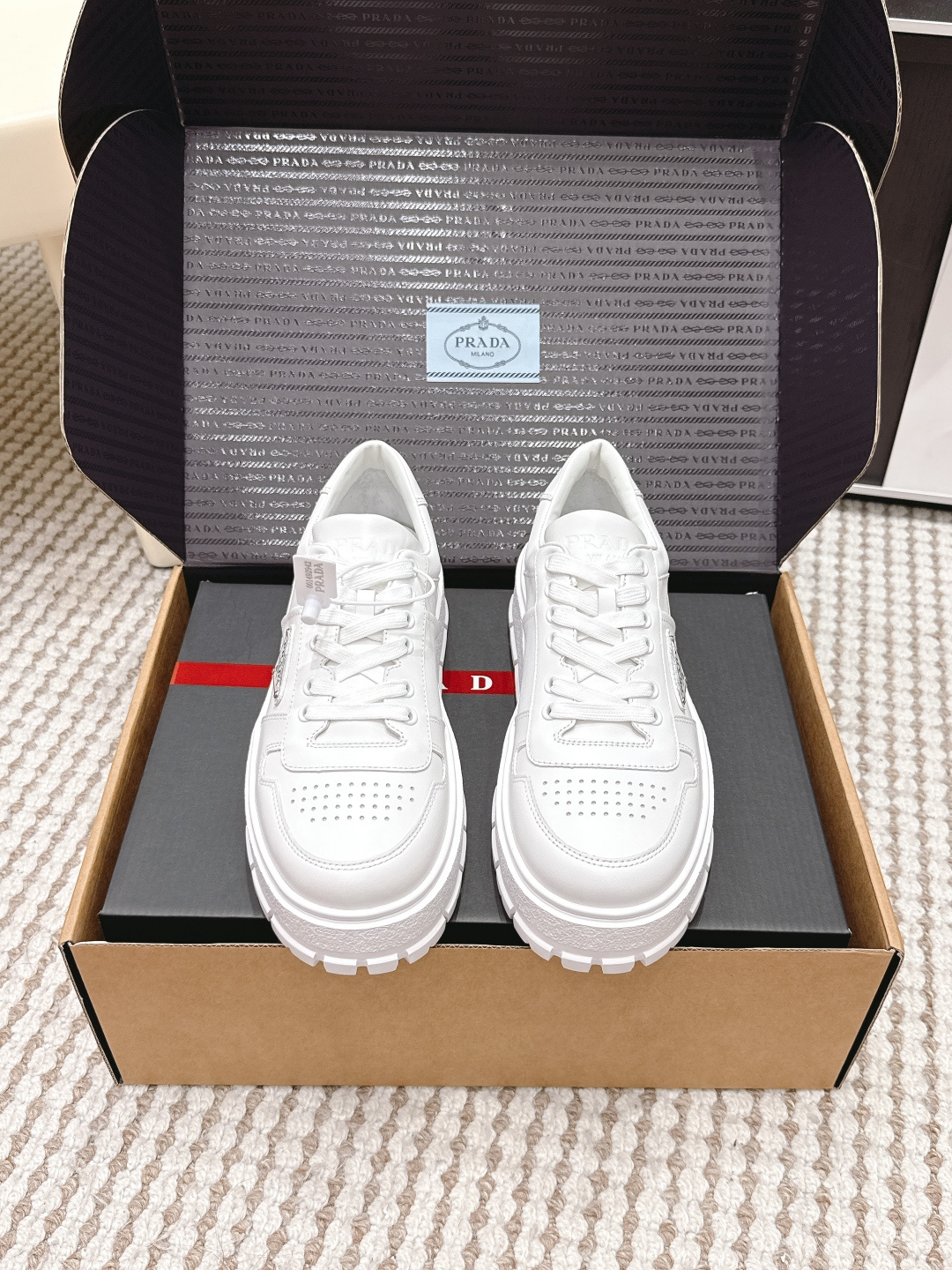 Prada Style White Leather Women's Shoes style reference detail image 1 from source 784865