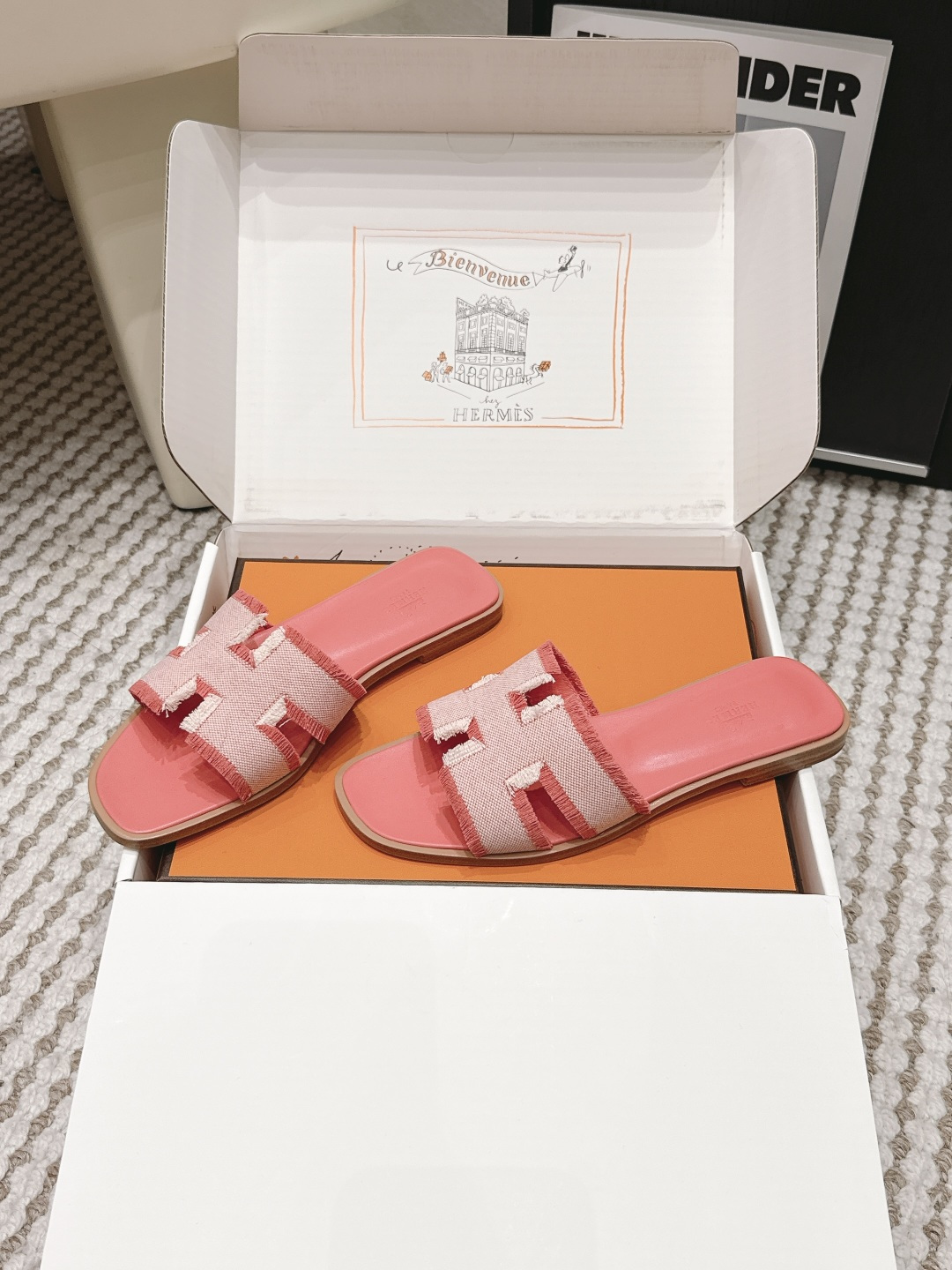 Шлёпанцы Hermès