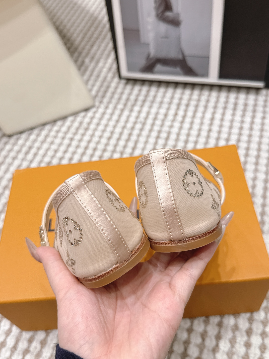 Louis Vuitton Louis Vuitton LV 26/ ROMY芭蕾舞鞋刺绣蕾丝扣带玛丽珍鞋透气网面平底单鞋