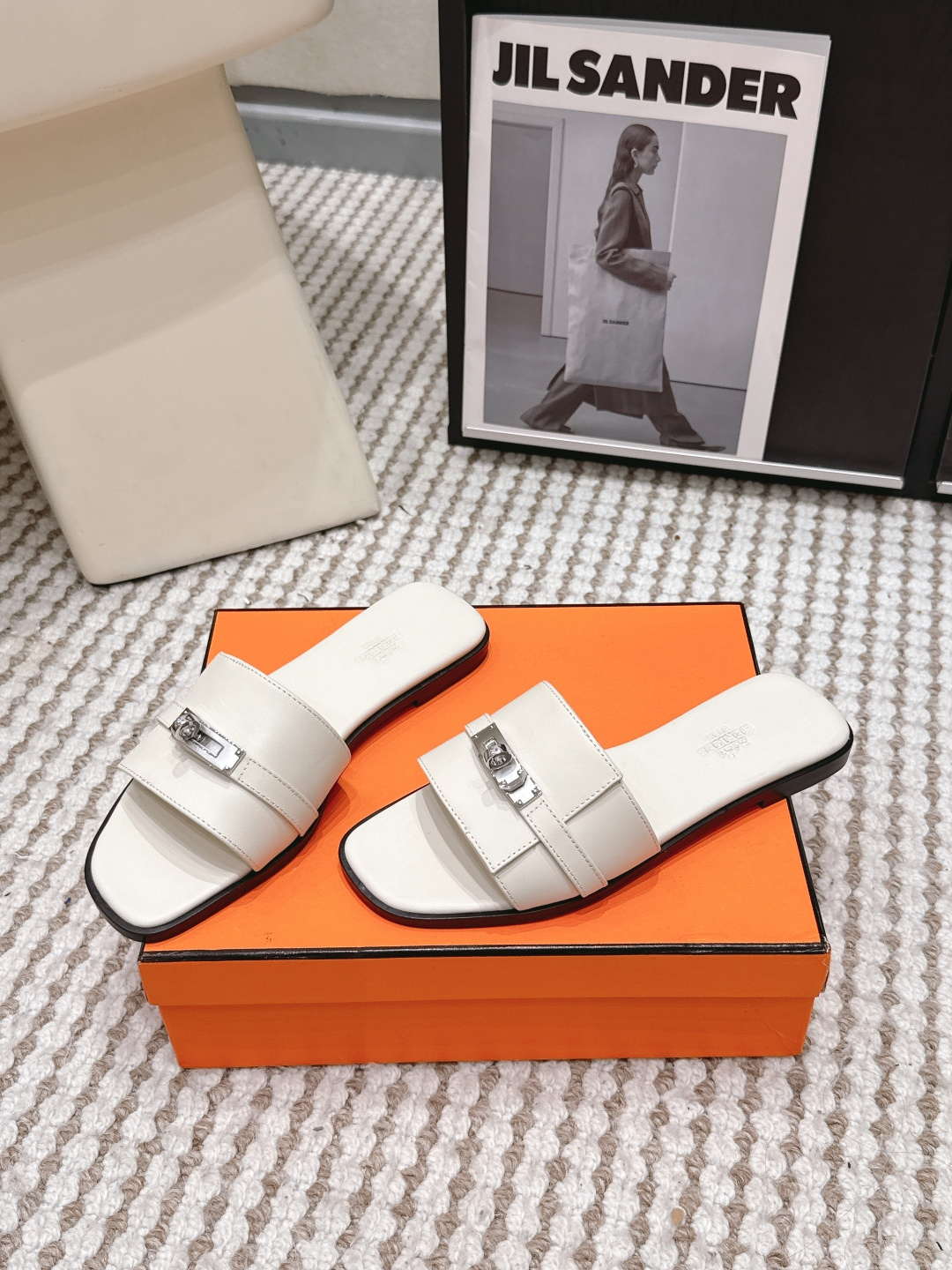 Шлёпанцы Hermès