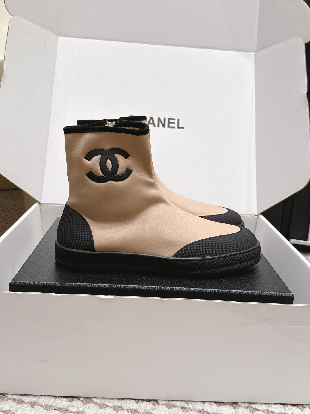 Женские эластичные ботинки Chanel