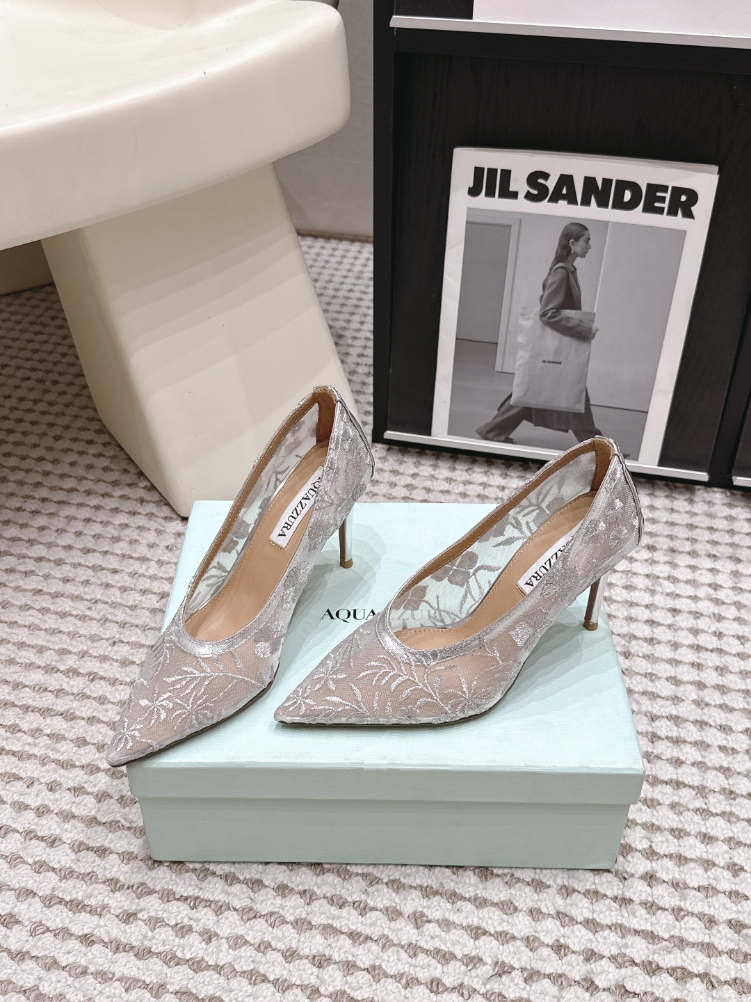 Женские туфли Aquazzura с цветочным узором