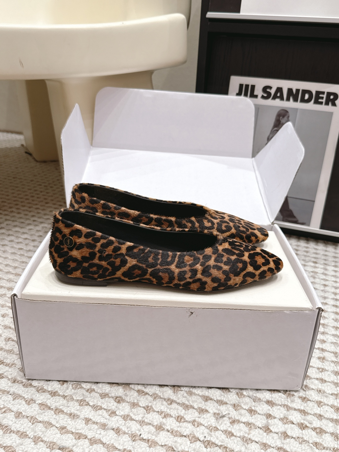 Женские туфли-лодочки с принтом под зебру, Saint Laurent