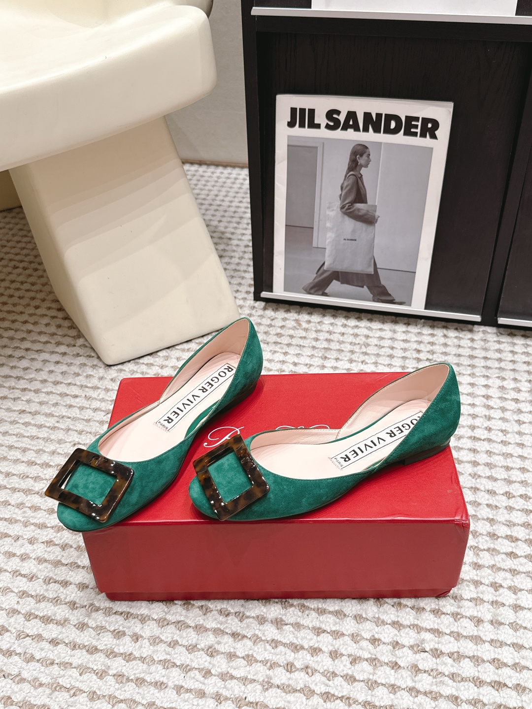 Балетки Roger Vivier зеленые с квадратной пряжкой
