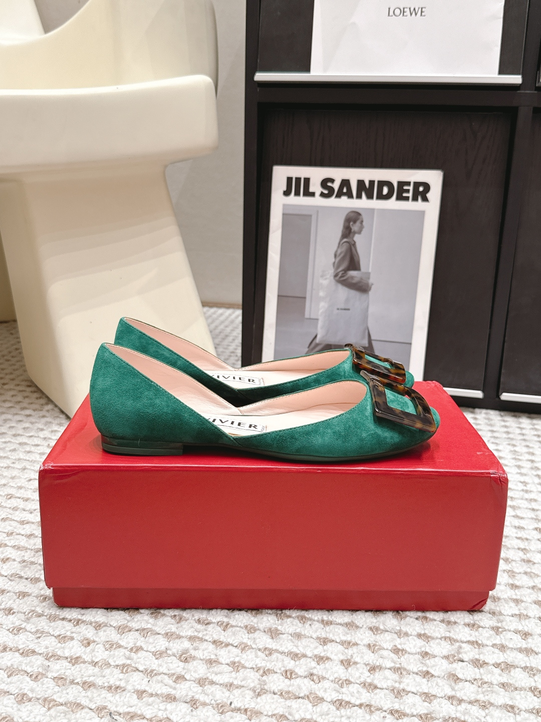 Балетки Roger Vivier зеленые с квадратной пряжкой