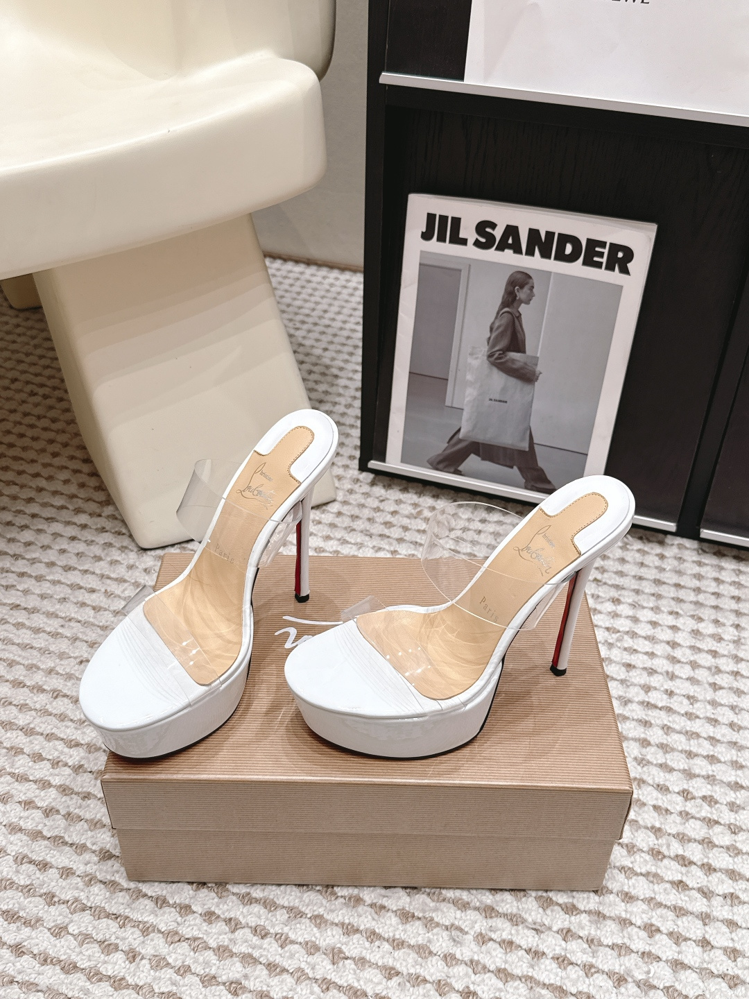 Женские босоножки на платформе с прозрачным ремешком Christian Louboutin