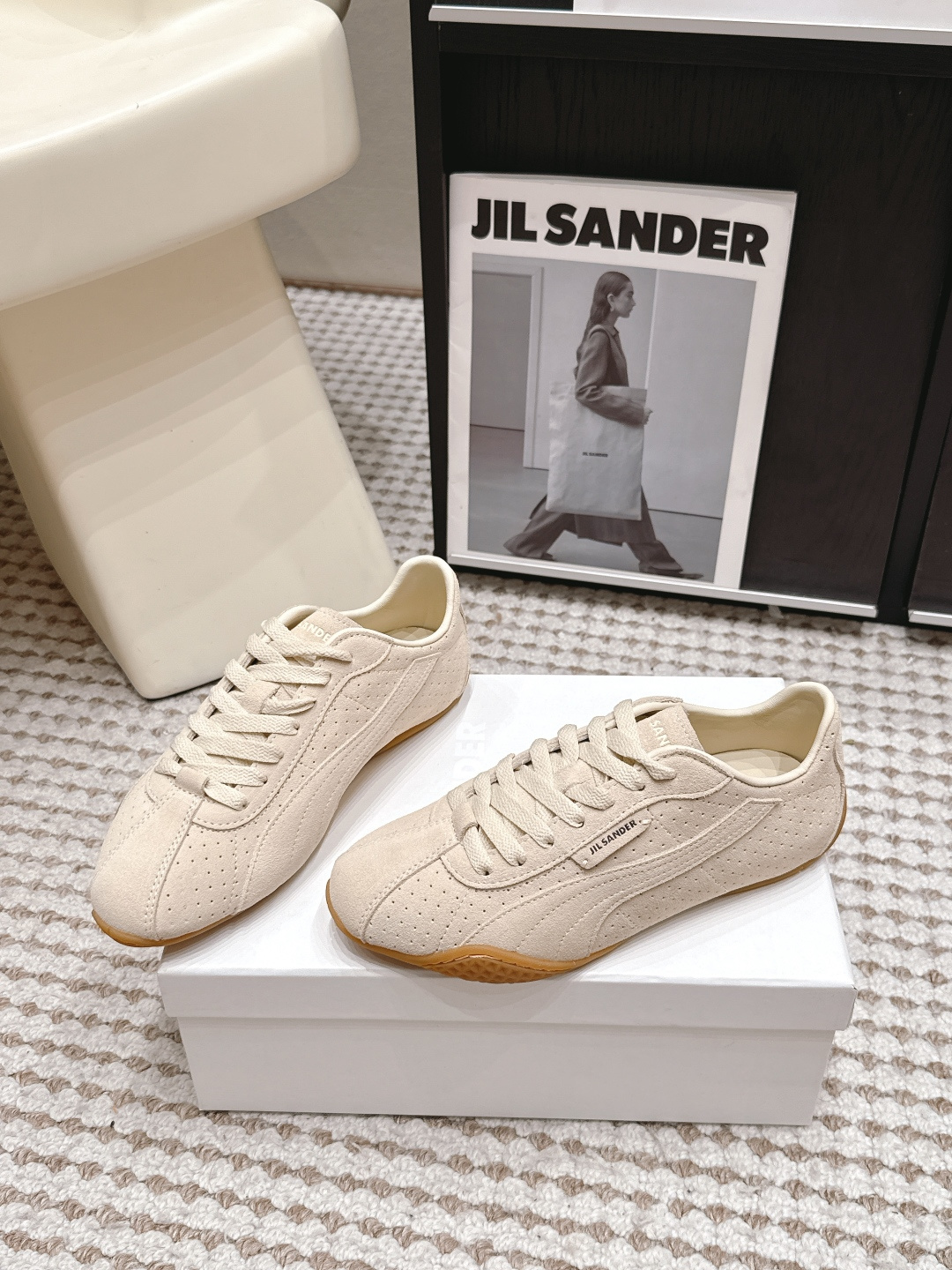 Дамские кроссовки Jil Sander