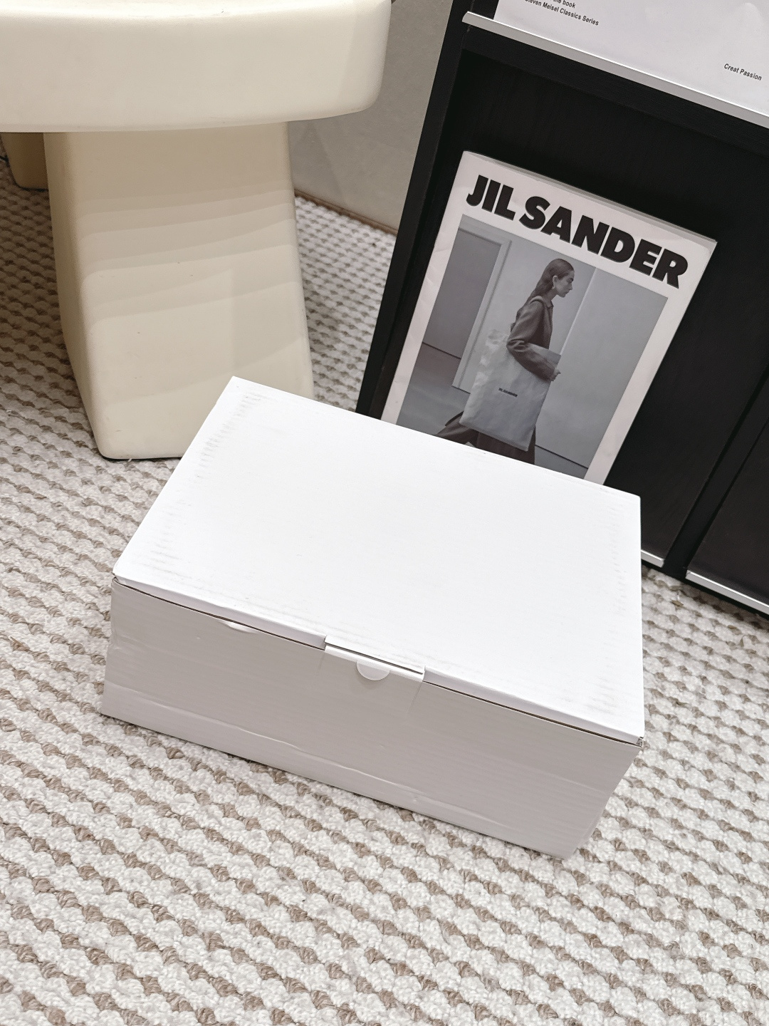 NO:875585,Official website synchronized gift box packaging, split-toe shoes19860909官网同步礼盒包装,分趾鞋,Women's Shoes