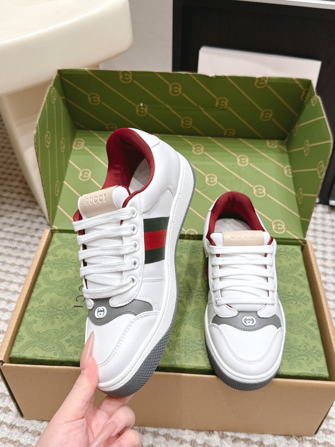 Gucci Women Shoes
