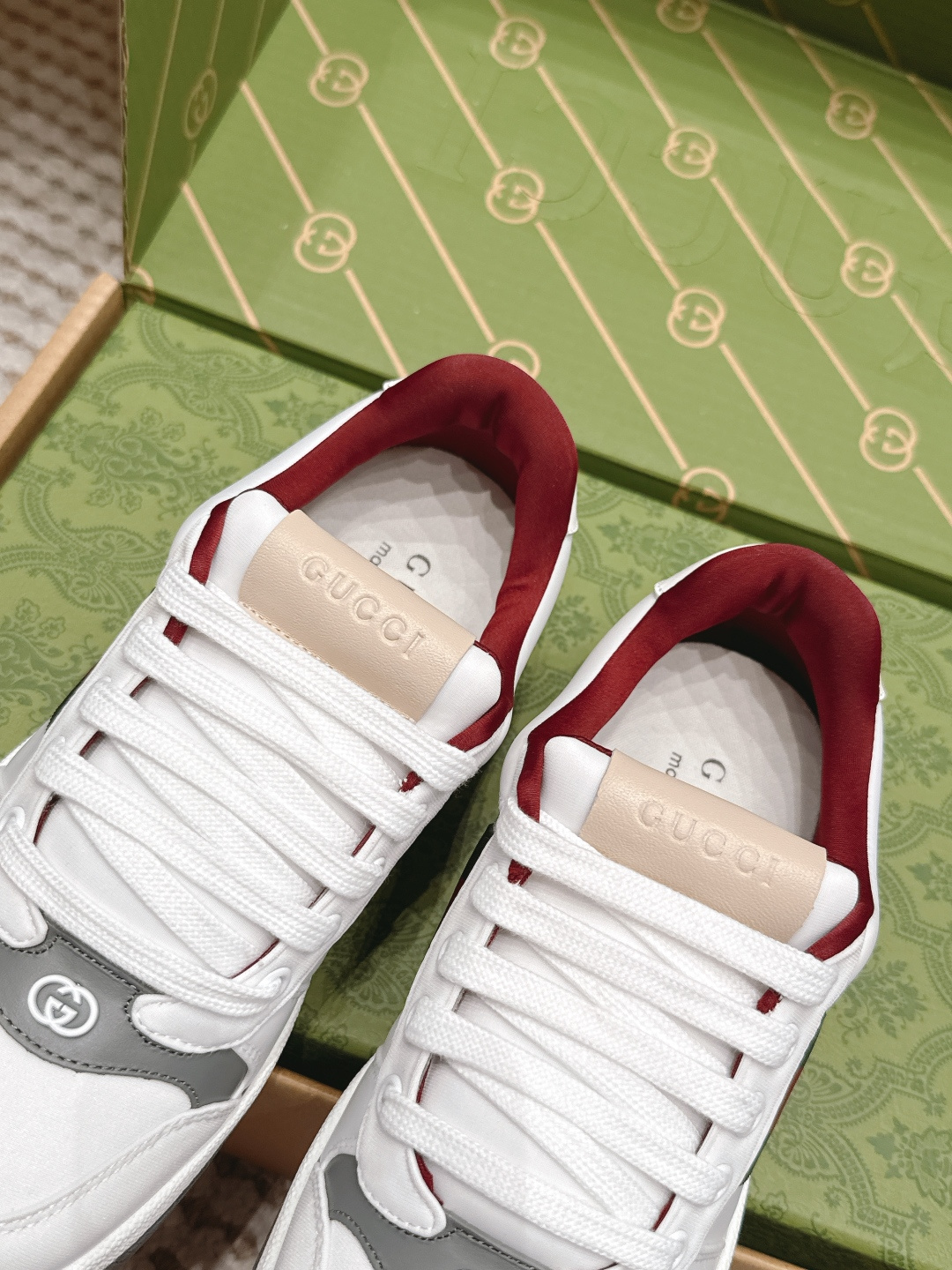 Gucci Women Shoes