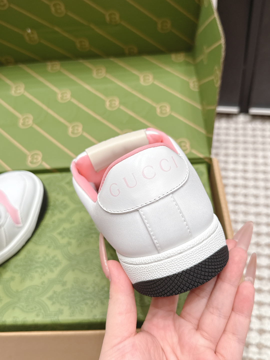 Gucci Women Shoes