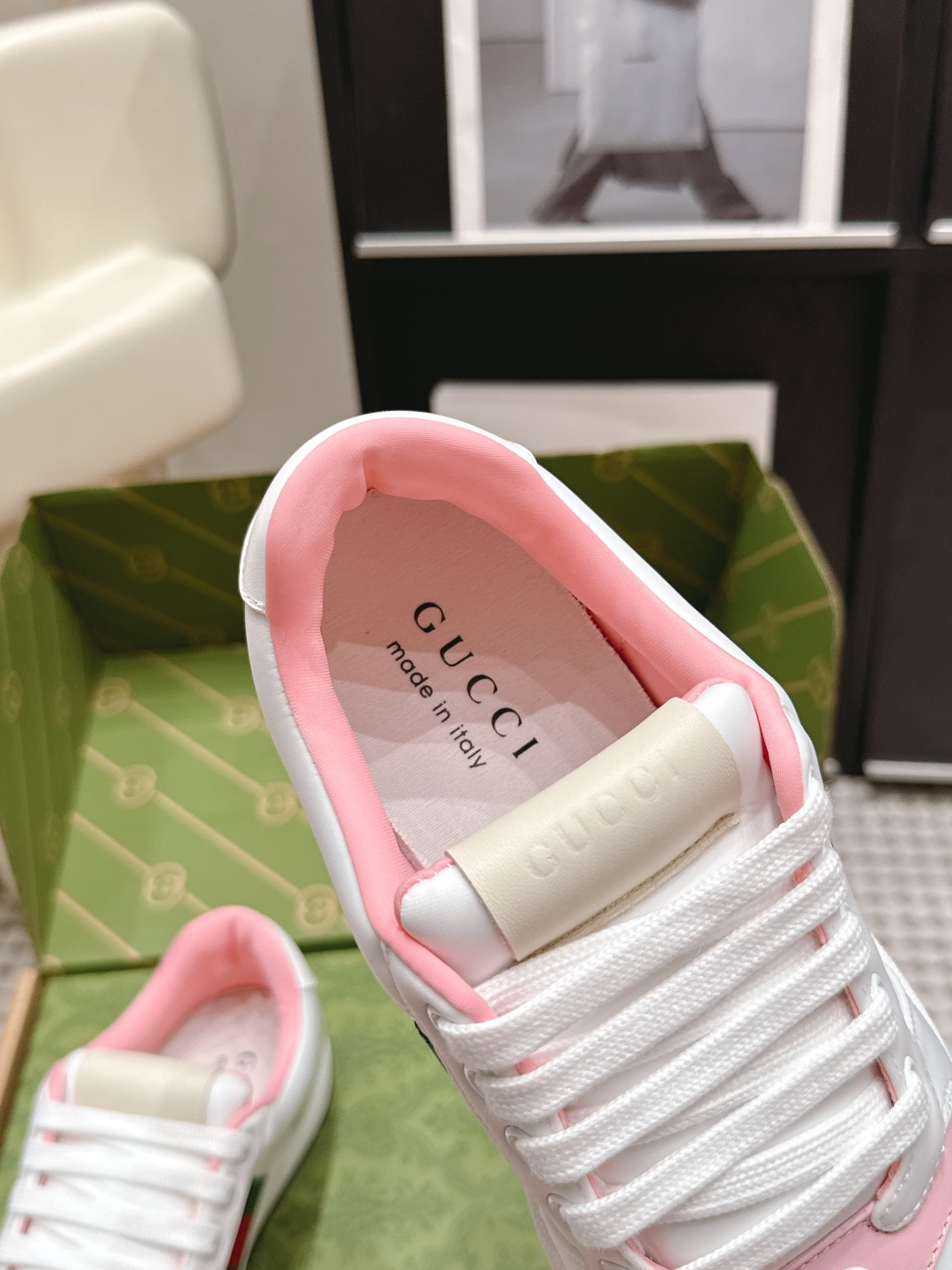 Gucci Women Shoes